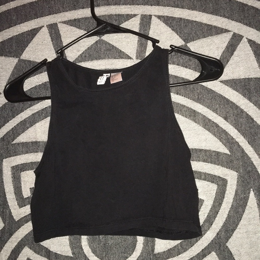Black crop top from H&M